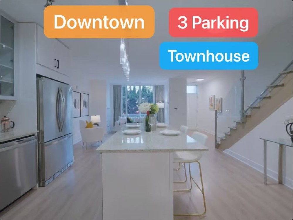 Rare Two-Level Townhome in Downtown Toronto